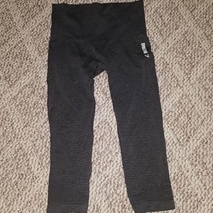 Gymshark cropped Seamless Leggings size small